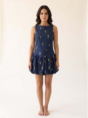 Avec Les Filles Floral Embroidered Denim Romper Size 4 NWT MSRP $148